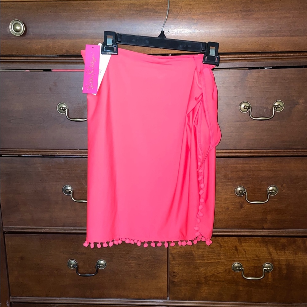 NWT Lilly Pulitzer Swim Paxton Sarong Swimsuit Coverup Coral XS/S Tassel detail.